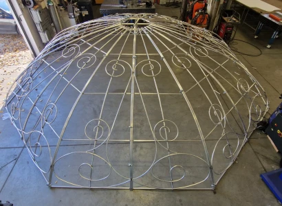 dekoracje przestrzenne z aluminium 05