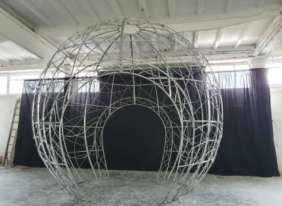 Konstrukcja bombki z przejściem Galeria Glogovia (2)