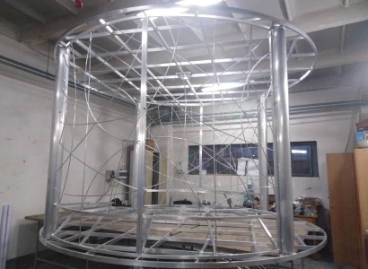 Konstrukcja choinki dla Galerii Forum w Gliwicach (4)