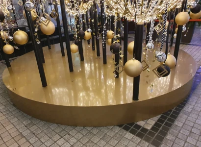 Konstrukcja choinki dla Galerii Piastów w Legnicy (6)