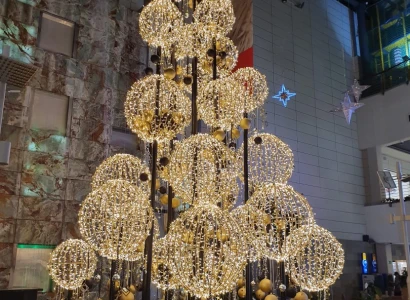 Konstrukcja choinki dla Galerii Piastów w Legnicy (7)